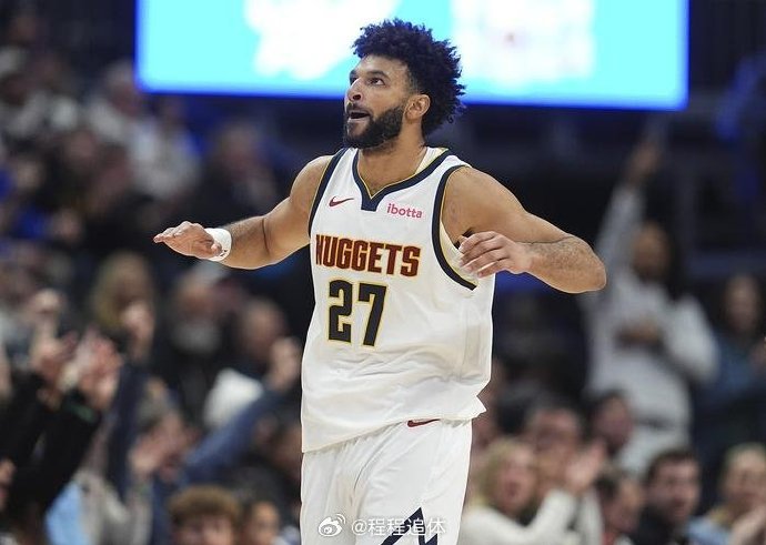 关于穆雷回归赛场，回归赛场首场状态亮眼，加拿大队观众沸腾！的信息