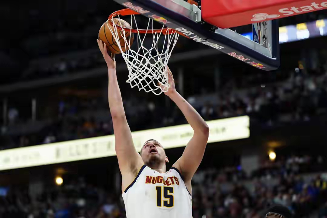 黄蜂狂砍篮网分，约基奇迎来新赛季高光！的简单介绍